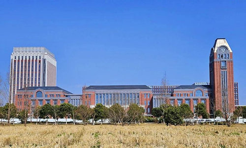 3 上海交通大学医学院浦东校区.jpg